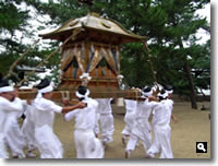 2006年 津田の秋祭りの模様 ～御神輿～ の写真①