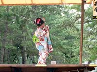 2011年 津田石清水神社 秋季例大祭 奉納舞 菊人形の写真①