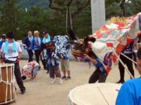 2012年 津田石清水神社 秋季例大祭 西町の獅子舞の写真