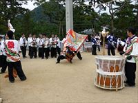 2014年 津田石清水神社 秋季例大祭 獅子舞の写真①