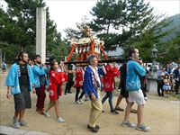 2016年 津田石清水神社 秋季例大祭 国際みこしの写真