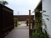 2011年7月10日(日)「大改造!!劇的ビフォーアフター」小山邸玄関のスロープの写真